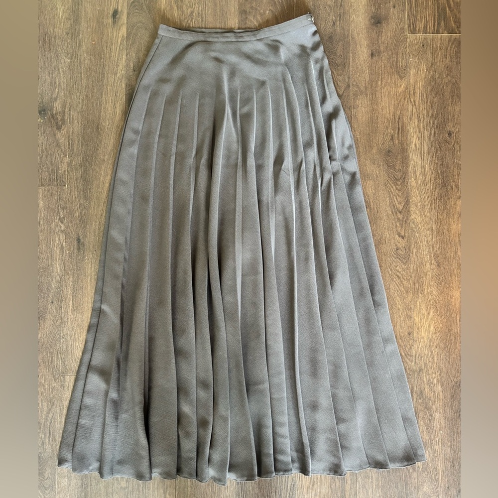 Votre Nom Gray Maxi Pleated Skirt